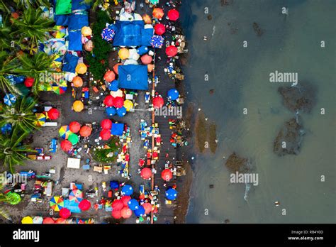 Kep Crab Market, cambodia Stock Photo - Alamy