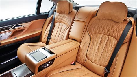 BMW 7 Series INTERIOR (2021) Better than the S-Class? - YouTube