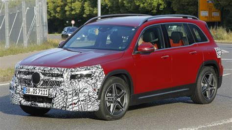 2023 Mercedes-Benz GLB facelift spied - Automotive Daily