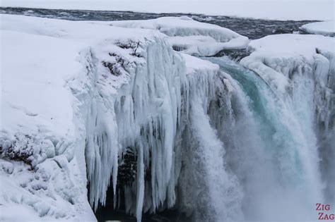 Godafoss in Winter (Iceland) - Tips + Photos of waterfall