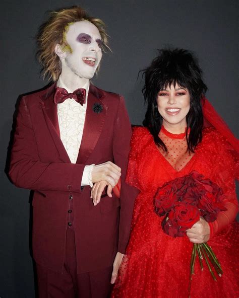 Kourtney Kardashian, Travis Barker don ‘Beetlejuice’ costumes for ...