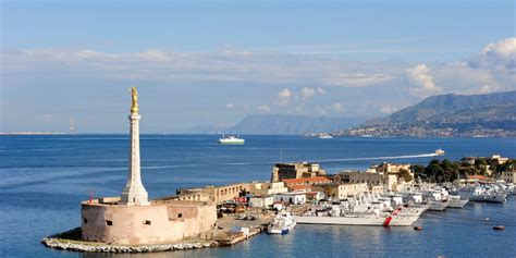 Messina Ferries: Port Info & Travel Guide | Ferryhopper