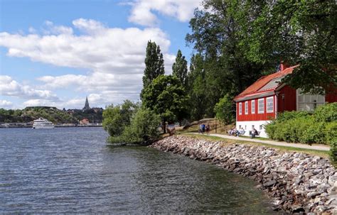 Lovely Royal Djurgården - Museums and attractions - Swedentips.se