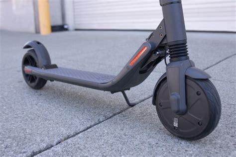 Segway Ninebot ES4 Review: With Dual Suspension, Is It Better Than the ...