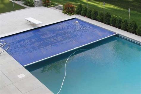 Automatic Retractable Safety Pool Covers | Latham Pool Products - Latham Pools - CA