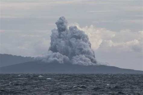 Krakatoa Volcano In Indonesia 1883 | Volcano Erupt