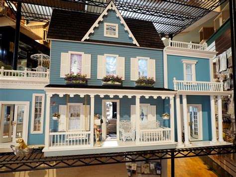 Everything is in miniature at this N.J. dollhouse shop - nj.com