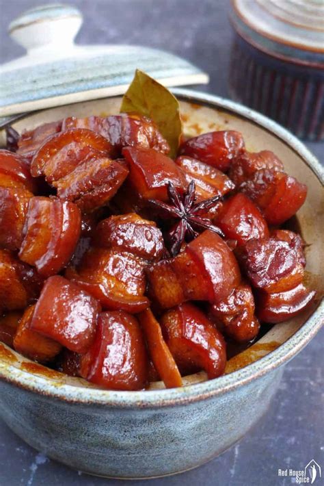 Braised Pork Belly (Hong Shao Rou/红烧肉), an Easy Version - Red House Spice