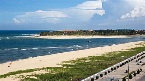 Dong Hoi - land of white sand and hot dry westerly wind in Vietnam