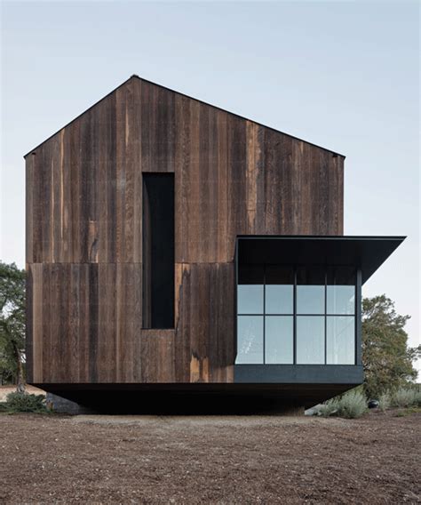 faulkner architect's modern 'big barn' echoes rural california