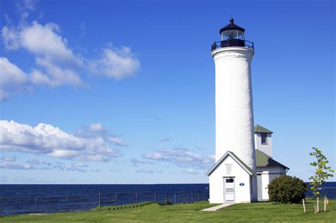 Tibbetts Point Lighthouse | Visit 1000 Islands