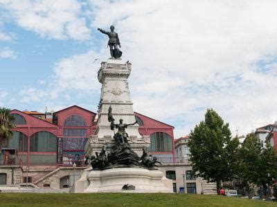 Statue of Prince Henry the Navigator, Porto