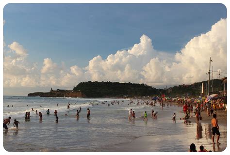 Montañita: Searching For My Ecuadorian Dream Beach | GlobetrotterGirls