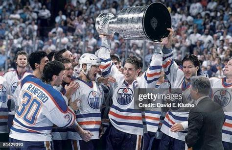 Stanley Cup finals, Edmonton Oilers Bill Ranford, Esa Tikkanen, Mark ...