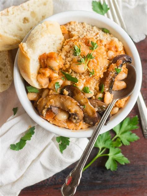 Smoky Portobello Mushroom Vegan Cassoulet - Connoisseurus Veg