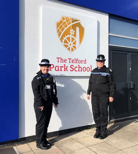 New West Mercia Police Chief Constable meets pupils at Telford Park ...