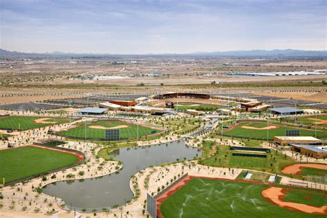 Camelback Ranch Spring Training Facility / HKS | ArchDaily