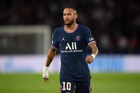 New Report Reveals When PSG Star Neymar Could Return from Injury - PSG Talk