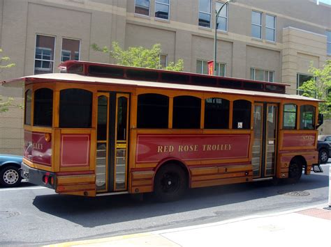 Tourist trolley - Wikipedia