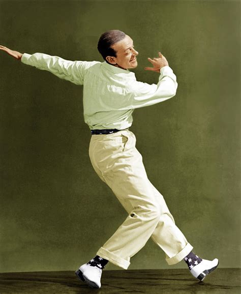 Holiday Inn, Fred Astaire, 1942 Photograph by Everett