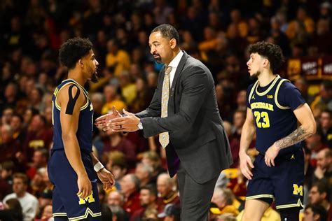 The state of Michigan basketball halfway through the 2019-20 season and ...