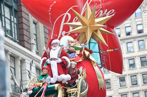 Santa Claus in the Macy's Thanksgiving Day Parade | # ...