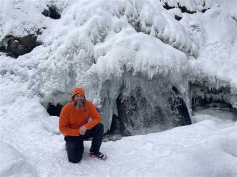 From Anchorage: Chugach State Park Winter Walking Tour | GetYourGuide