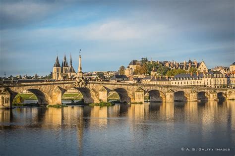 Château de Blois – Exploring the Castles in the Loire Valley