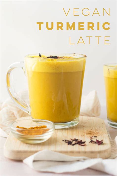 Turmeric Latte {Vegan!} | Mindful Avocado