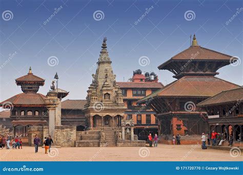 Durbar Square in Bhaktapur, Nepal Editorial Image - Image of stupa ...