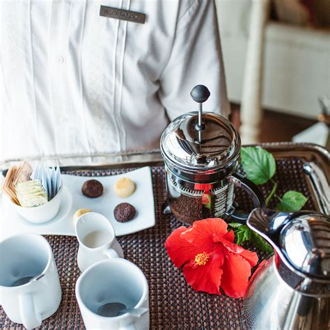 8 Luxurious Perks You Might Get With Hotel Butler Service