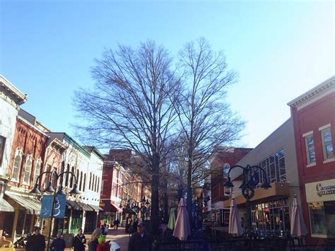 Exploring 3 Sides of Charlottesville, Virginia – Travelcraft Journal