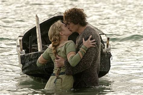 The Best Movie Kisses of All Time | Movie kisses, Tristan and isolde ...