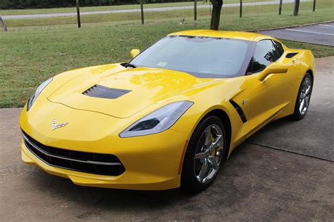 Épinglé sur C7 Corvette Pics