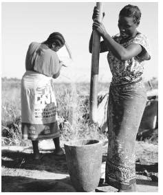 Culture of Mozambique - history, people, clothing, traditions, women ...