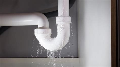 Why is Your Toilet Leaking? | 3 Ways to Find the Problem - Advanced BC