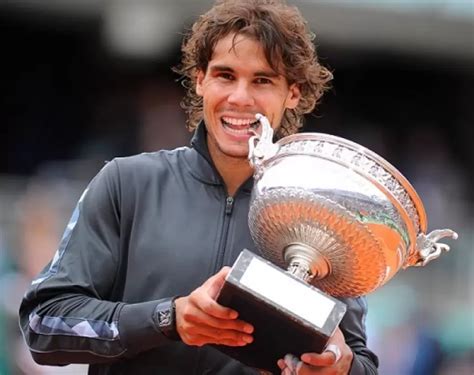 Rafael Nadal´s outfit for French Open 2014 revealed!