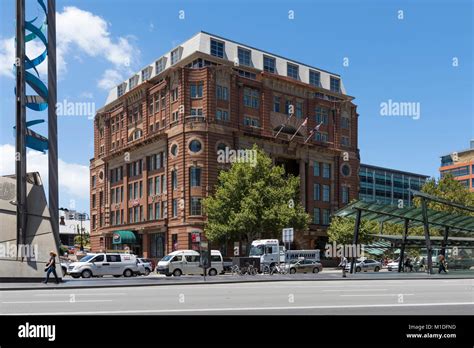 Adina Apartment Hotel Sydney Central Stock Photo - Alamy