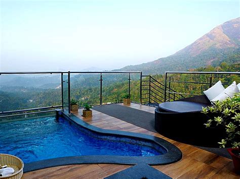 Top 7 Hotels with Private Pool in Munnar - Anna's Guide 2024