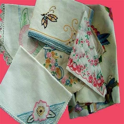 Embroidered Hankies at best price in Mumbai by Amratlal & Company | ID: 1158824097