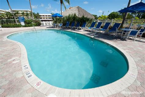 Courtyard by Marriott Key Largo Pool: Pictures & Reviews - Tripadvisor