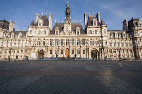 Top 15 Monuments and Historic Sites in Paris