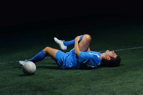 How To Prevent Soccer Injuries | Complete Soccer Guide