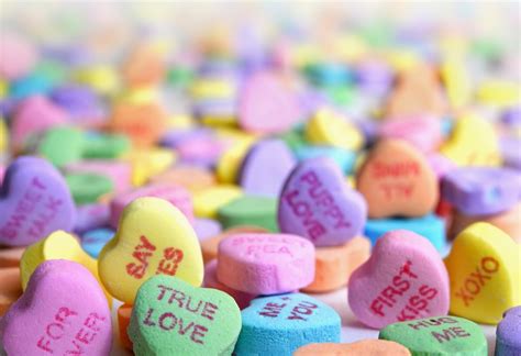 Funny Conversation Heart Sayings for Valentine's Day — Make a Date of It