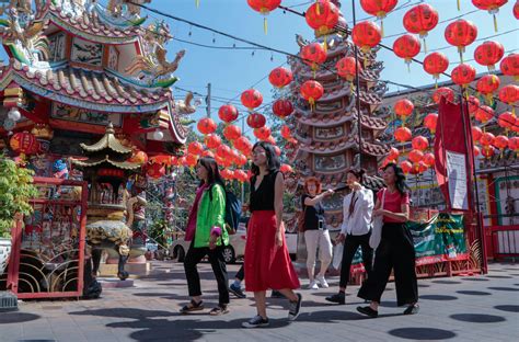 Asia travel hotspots quiet as Chinese tourists stay away | The Asahi Shimbun: Breaking News ...