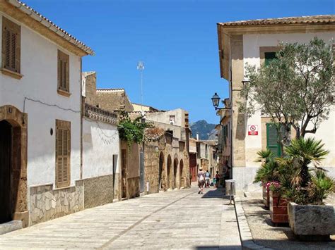 Alcudia Old Town | Tripkay