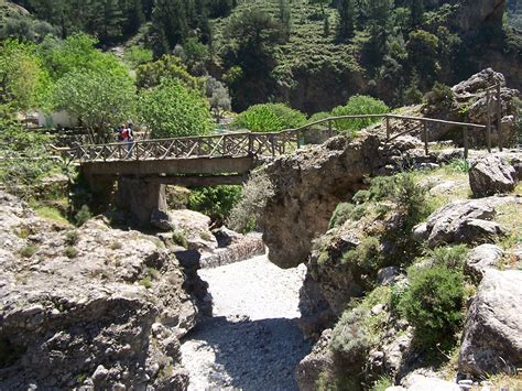 Hike the Samariá Gorge - georgioupolihotels