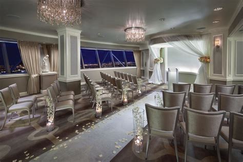 CHAPEL OF CRYSTALS – Wedding.vegas