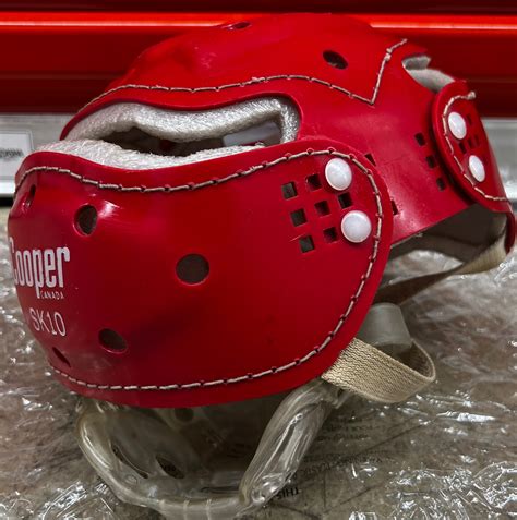 Cooper SK10 Hurling Helmet • GRETZKY | SidelineSwap