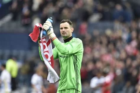 Aberdeen goalkeeper Joe Lewis praises Derek McInnes for breathing new ...